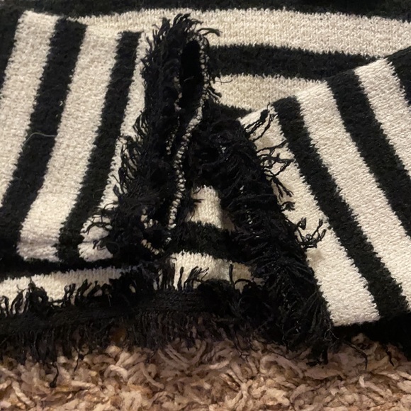 Zara knit stripe sweater with bow detail - Picture 4 of 5